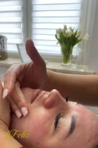 kobido relaksujący masaż twarzy